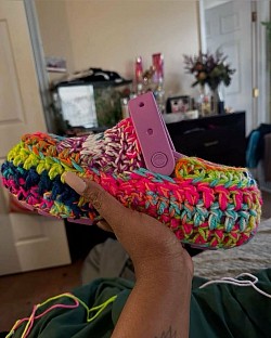 Knitted crocs